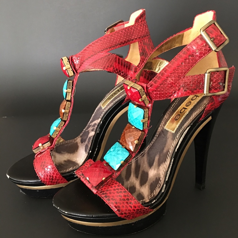Bebe Island Heels Open Toe Snakeskin T-Strap Double Ankle Strap Gems 8M Platform